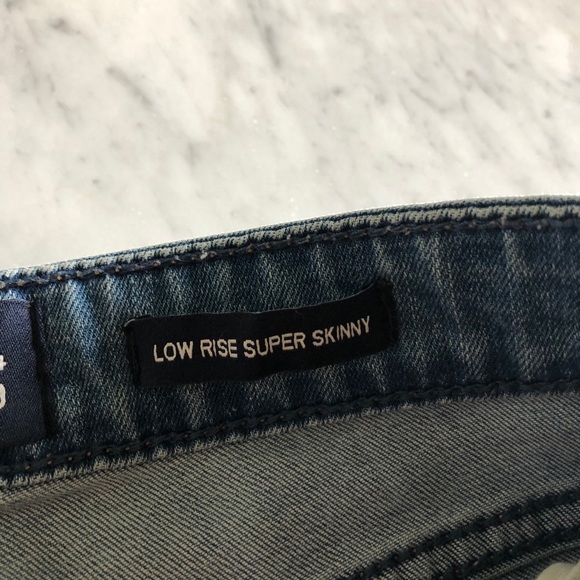 Women’s Low Rise Ripped Super Skinny Jeans - Picture 6 of 6